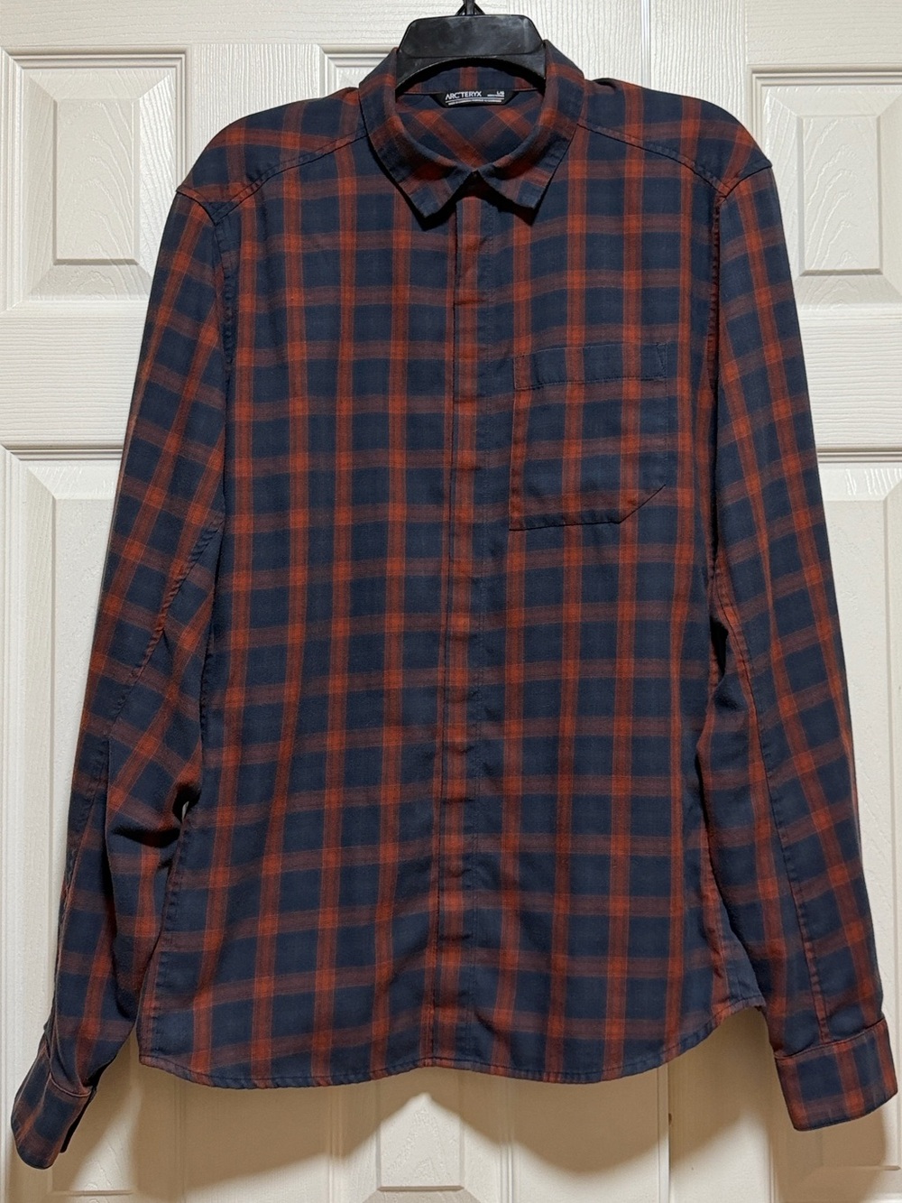 Arc’teryx Men’s Bernal Long Sleeve Plaid Snap Closure Button Up Shirt-Size Large